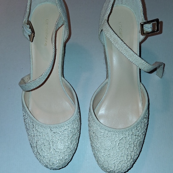 Women's Liz Claiborne Wedge Closed Toe Sandal, Ivory/Beige, Size 9 - Picture 1 of 9